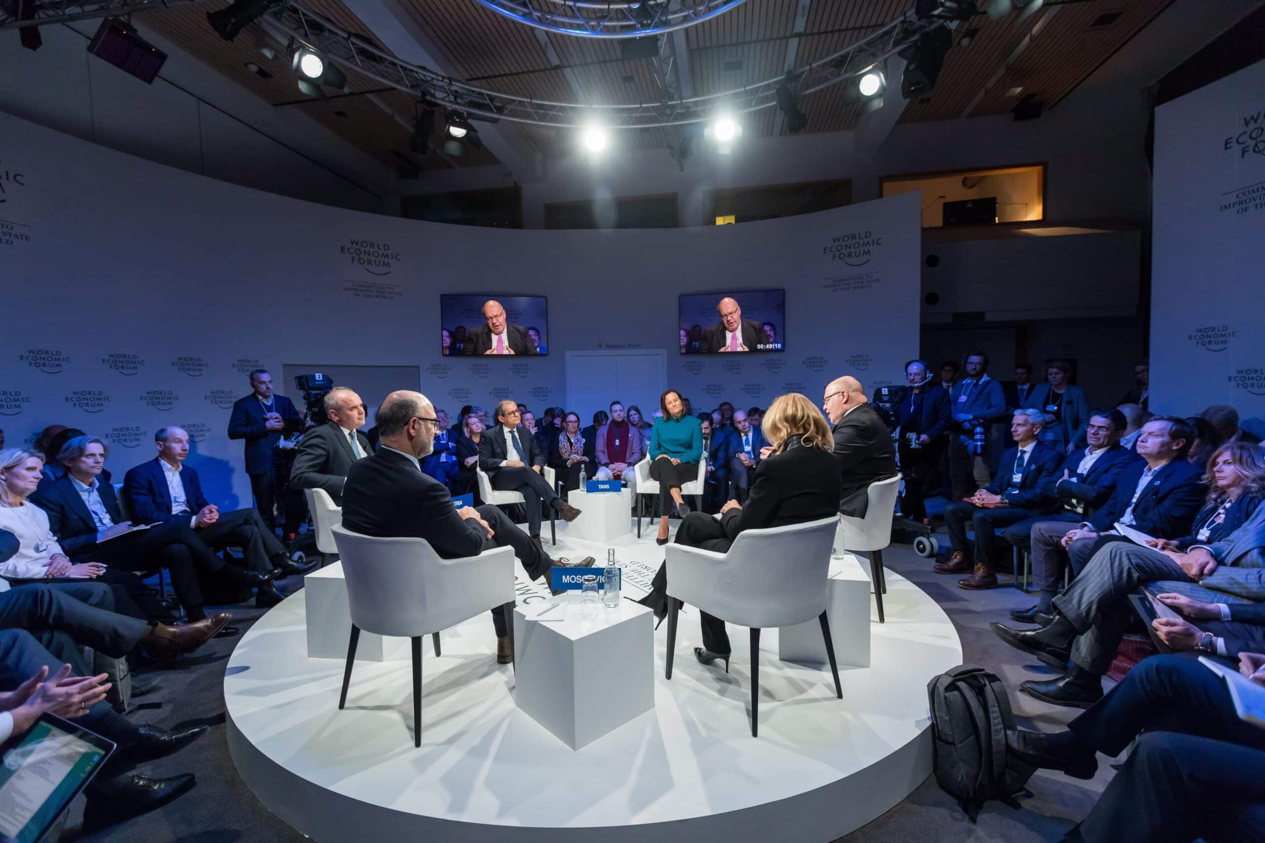 panel discussion in the round