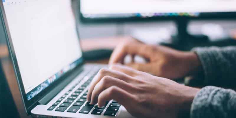 Using Visual Aids In Presentations