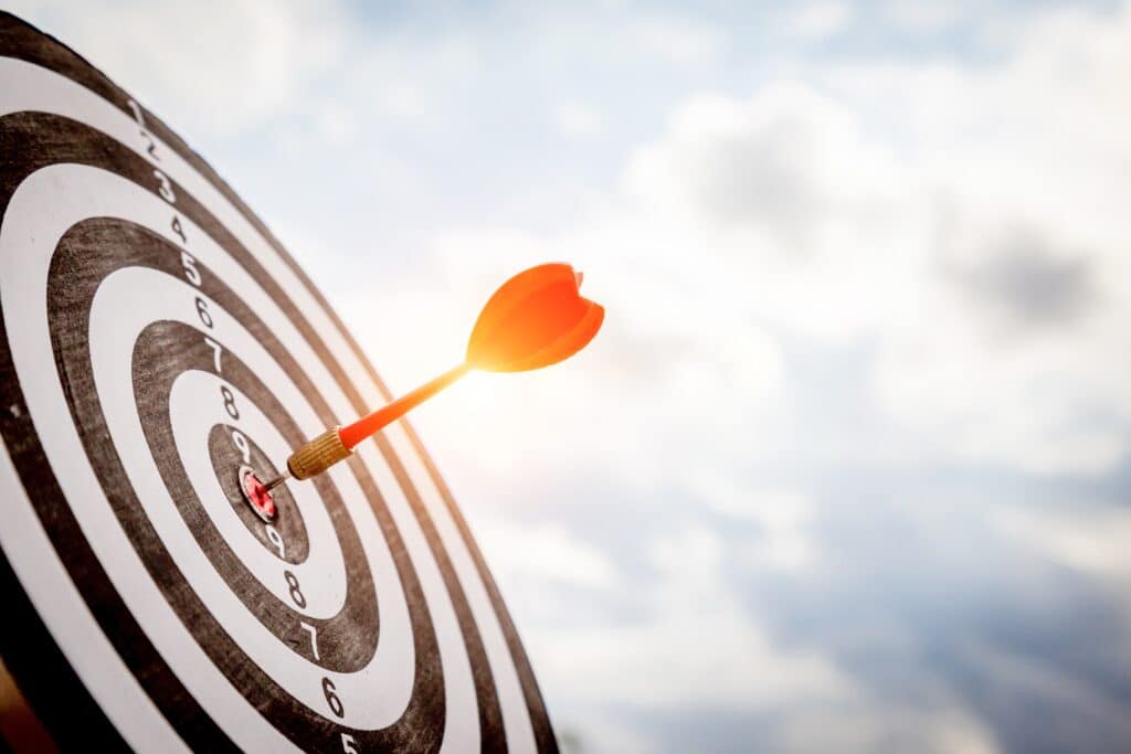 Close,Up,Shot,Red,Darts,Arrows,In,The,Target